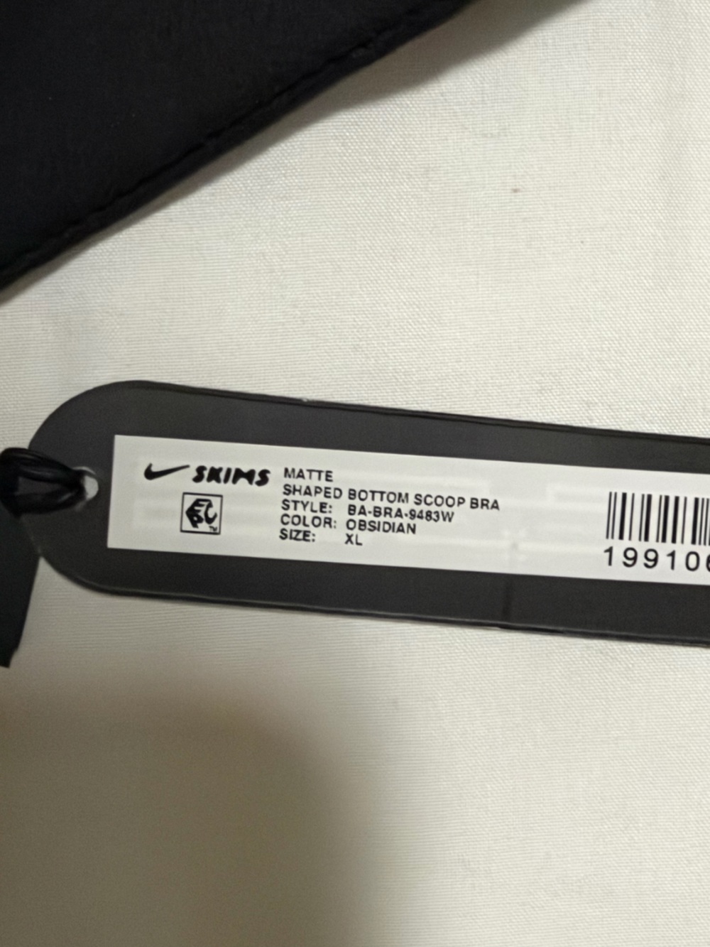 NWT - NIKESKIMS MATTE Shaping Scoop Bra size XL - Picture 4 of 10